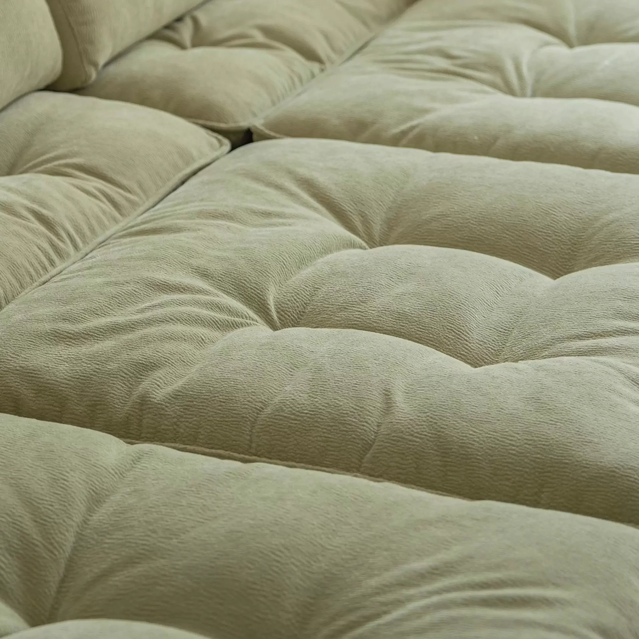 Benjamin Extendable Sofa - Image 6