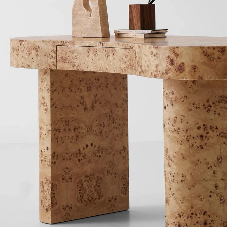 The Gigi Table - Image 4